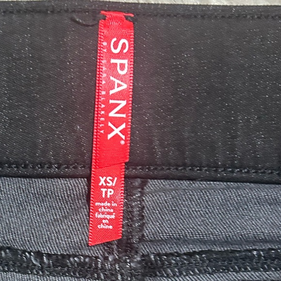 SPANX Vintage Distressed Ankle Skinny Jeans Size XSmall - Picture 6 of 6